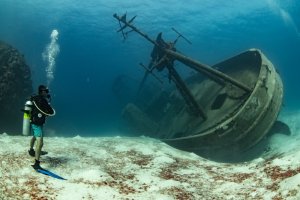 Diver and Kittiwake (Grand Cayman)